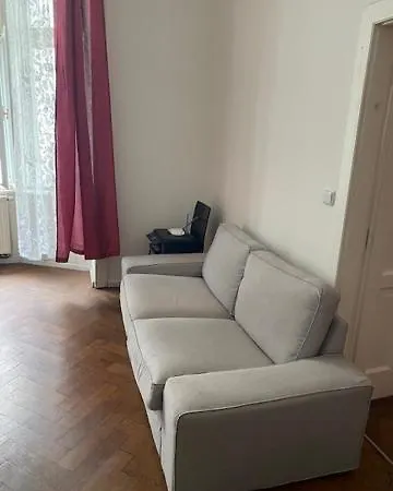 Large 3 Bedroom Family Close To The River *